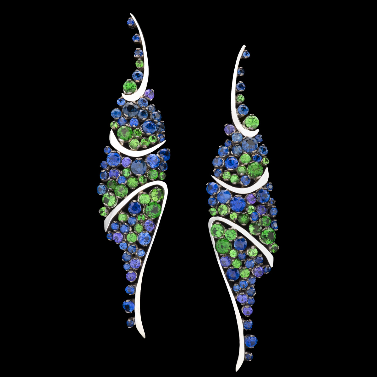 Blue & Purple Sapphire earrings Pavoni