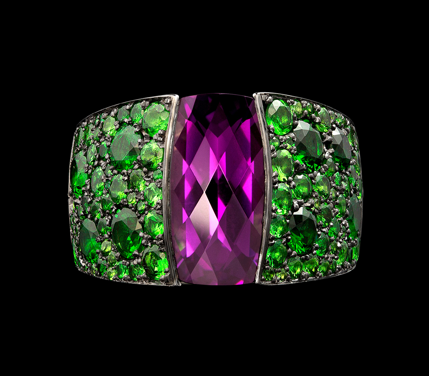 Garnet Ring, Tsavorite Ring, Iris ring - Couture Jewelry Portfolio
