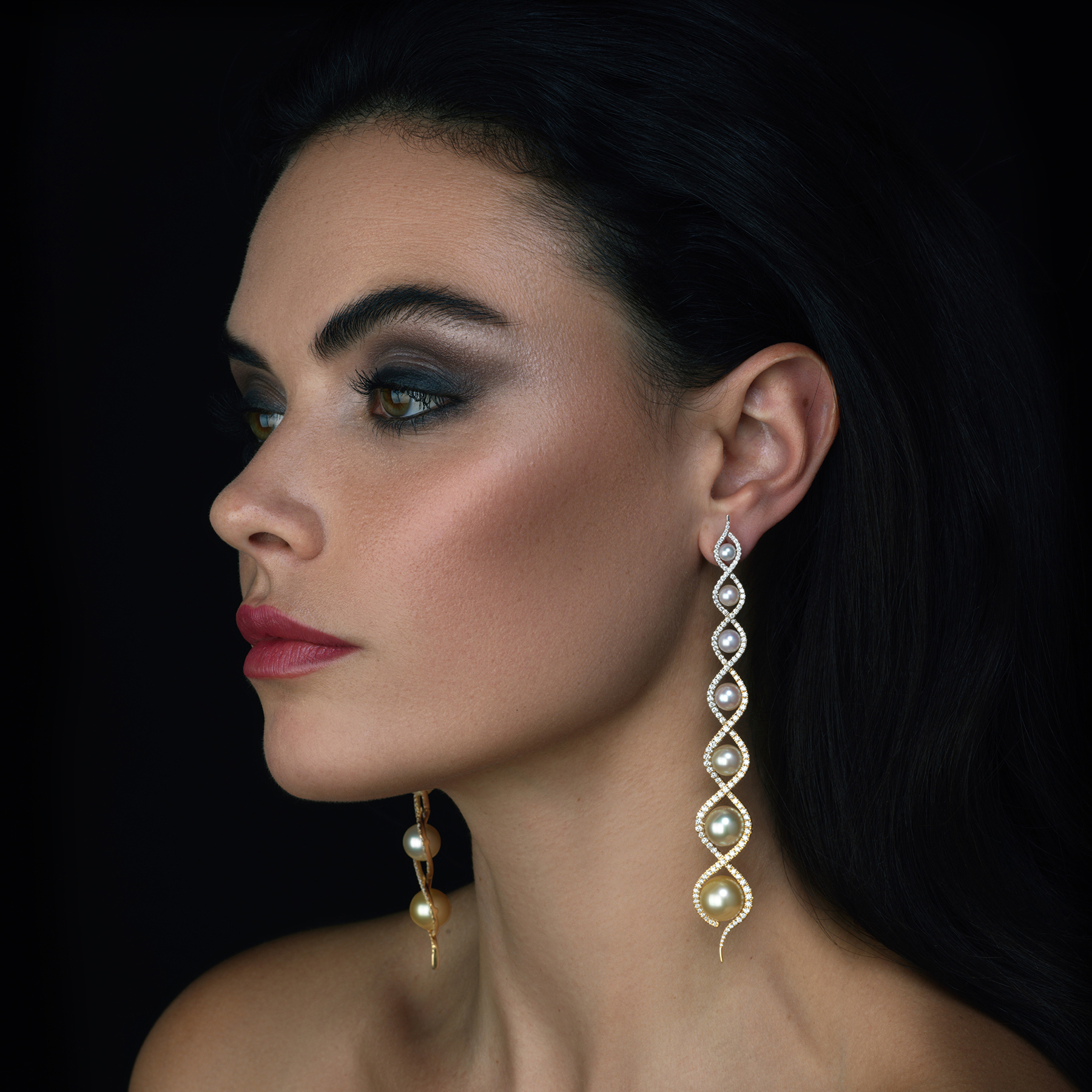 Pearl, Diamonds & Gold Earrings | Rivoli